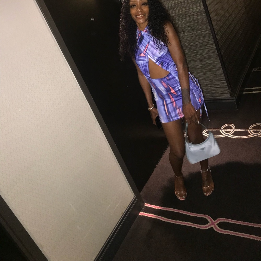 Mini dress - Picture 2 of 5